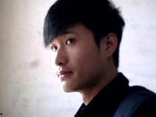 张鑫源演员,光影交织下的演艺人生