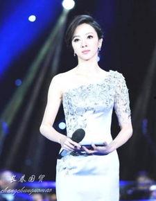 央视音乐女主持生活照,镜头之外的生活风采