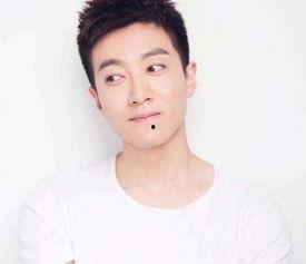 陈然 模特个人资料,时尚界新锐模特，魅力与才华并重