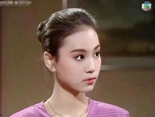 方青卓年轻瘦照片,年轻时的她美得令人心动