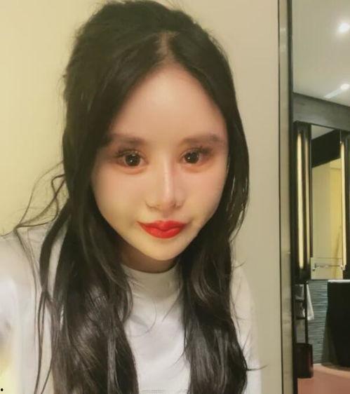 umika本人照片,光影交织下的时尚偶像